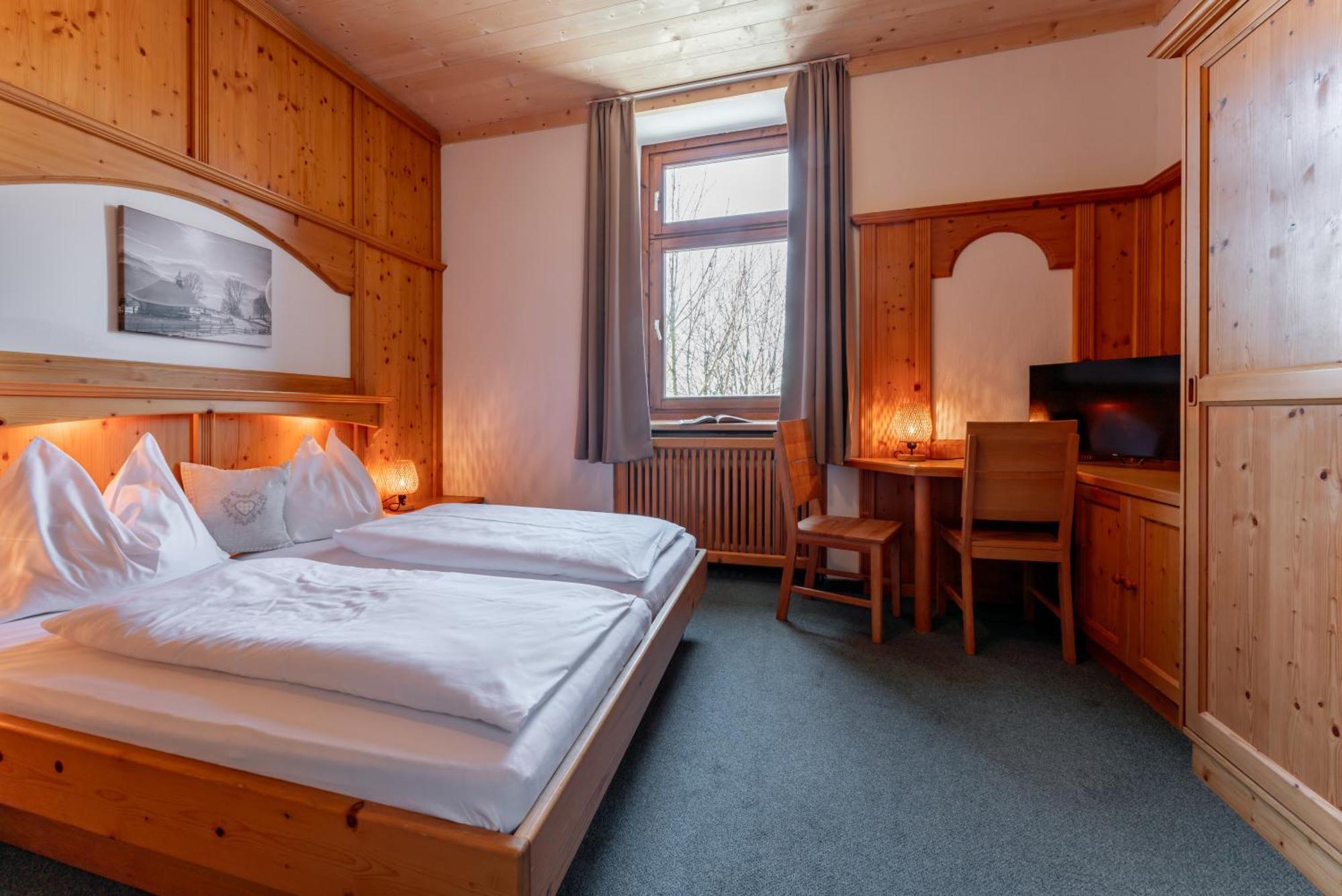 Hotel Gasthof Post Fusch an der Glocknerstraße Eksteriør billede